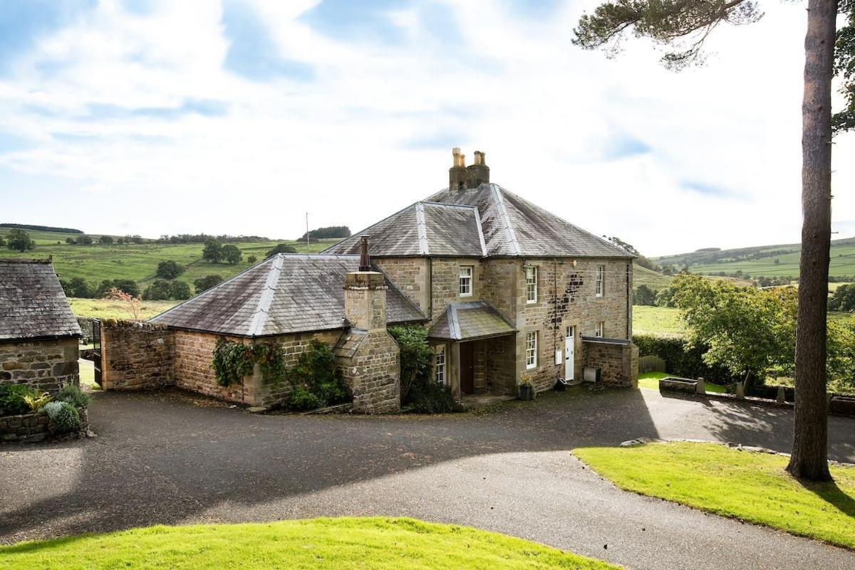 Вилла Broadgate House & Steading West Woodburn Экстерьер фото