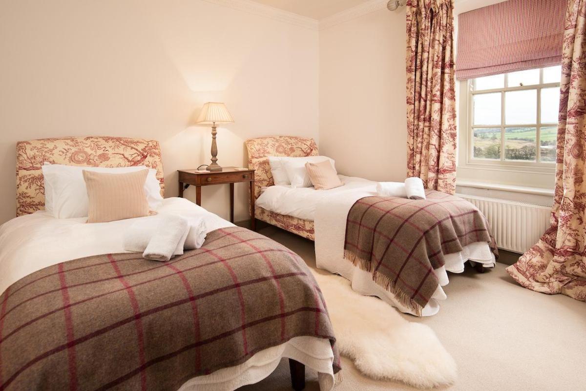 Вилла Broadgate House & Steading West Woodburn Экстерьер фото